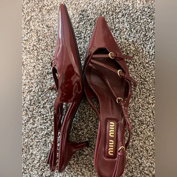 Miu Miu Burgundy Patent Leather Pointed Slingback Flats with Gold Buckles - Picture 4 of 7